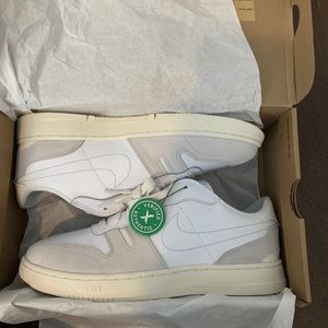 Nike Squash Type SZ 10 - Rare shoes!